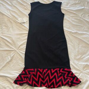 White Mark Dress Size S NWT Black Pink Chevron Zigzag Flared Hem Macy's